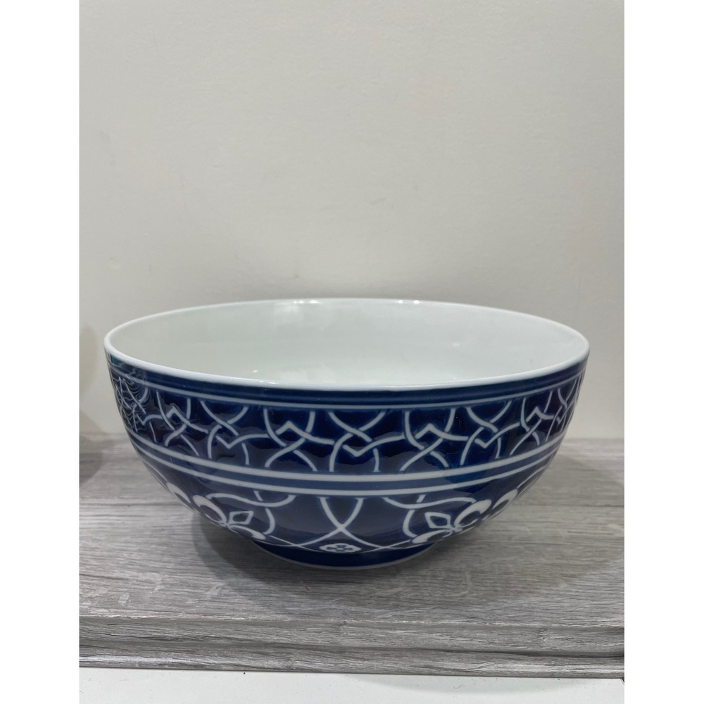 Target Home Catalina Medallion Blue White Porcelain Serving Bowl Floral 10" 3 QT